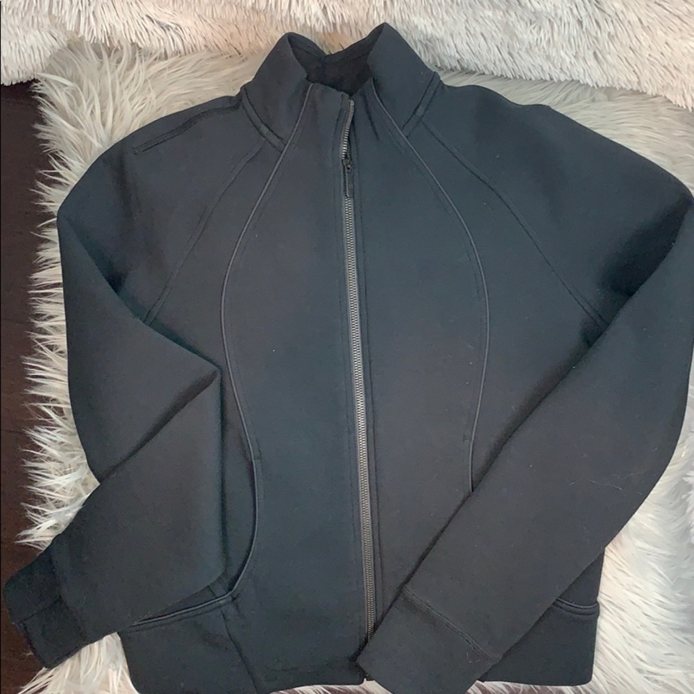 Lululemon cropped zip up jacket size 10. Like new